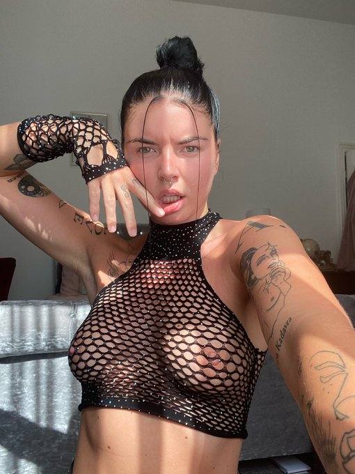 I'm Abby hot 🥵 and ready to get fucked 100% REAL and HONEST 🤪🥵 I'm Abby hot 🥵 and ready to get fucked 100% REAL and HONEST 🤪🥵